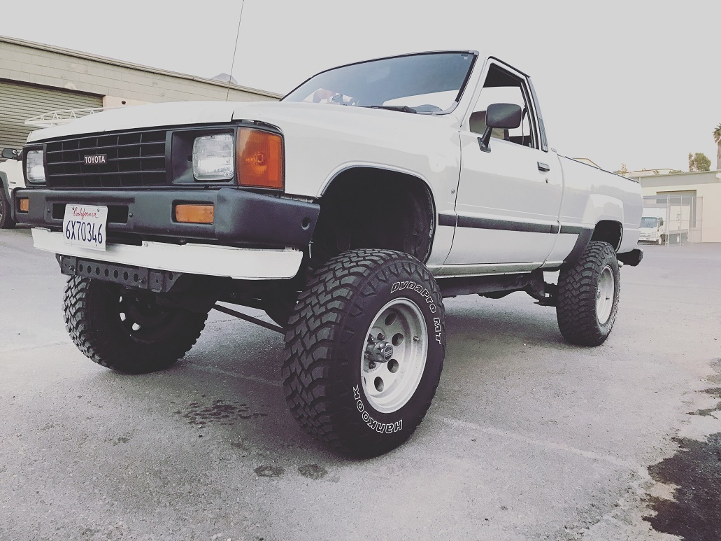 Toyota Pickup Lift Spindle 2WD 1984-1995 4″