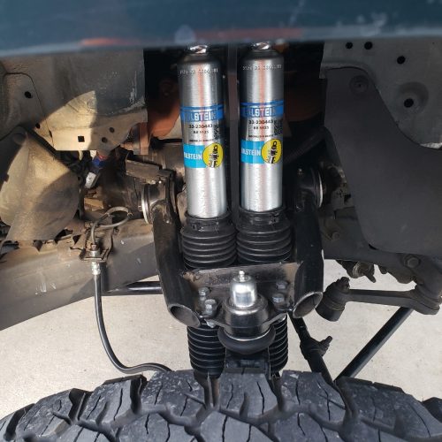 84-95 Toyota Pickup Hilux Dual Shock Tower